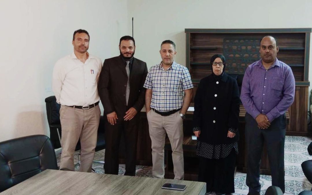 تسليم واستلام لمهام رئاسة قسم إدارة الأعمال وقسم خدمة المجتمع وتنمية البيئة بكلية الاقتصاد