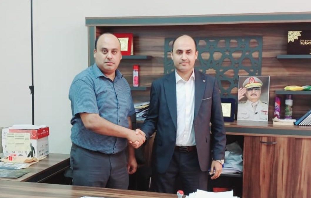 عميد كلية الاقتصاد يجتمع مع رئيس حزب الكرامة