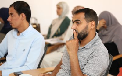 كلية الاقتصاد المرج تناقش مشاريع طلابها