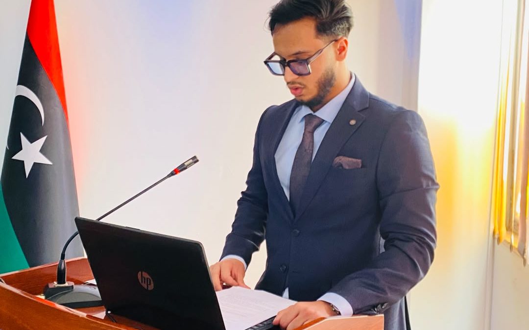 قسم إدارة الأعمال بكلية الاقتصاد ينظم اليوم العلمي للدراسات العليا بمشاركة دولية